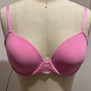 Smooth T-Shirt Bra with Lace Trim